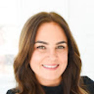 Meet your Posher, Dena